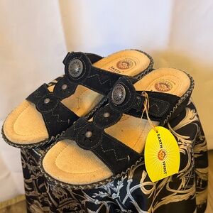 Earth Spirit Black Slide Sandals